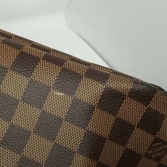Louis Vuitton Damier Ebene Neverfull MM - Picture 10 of 14